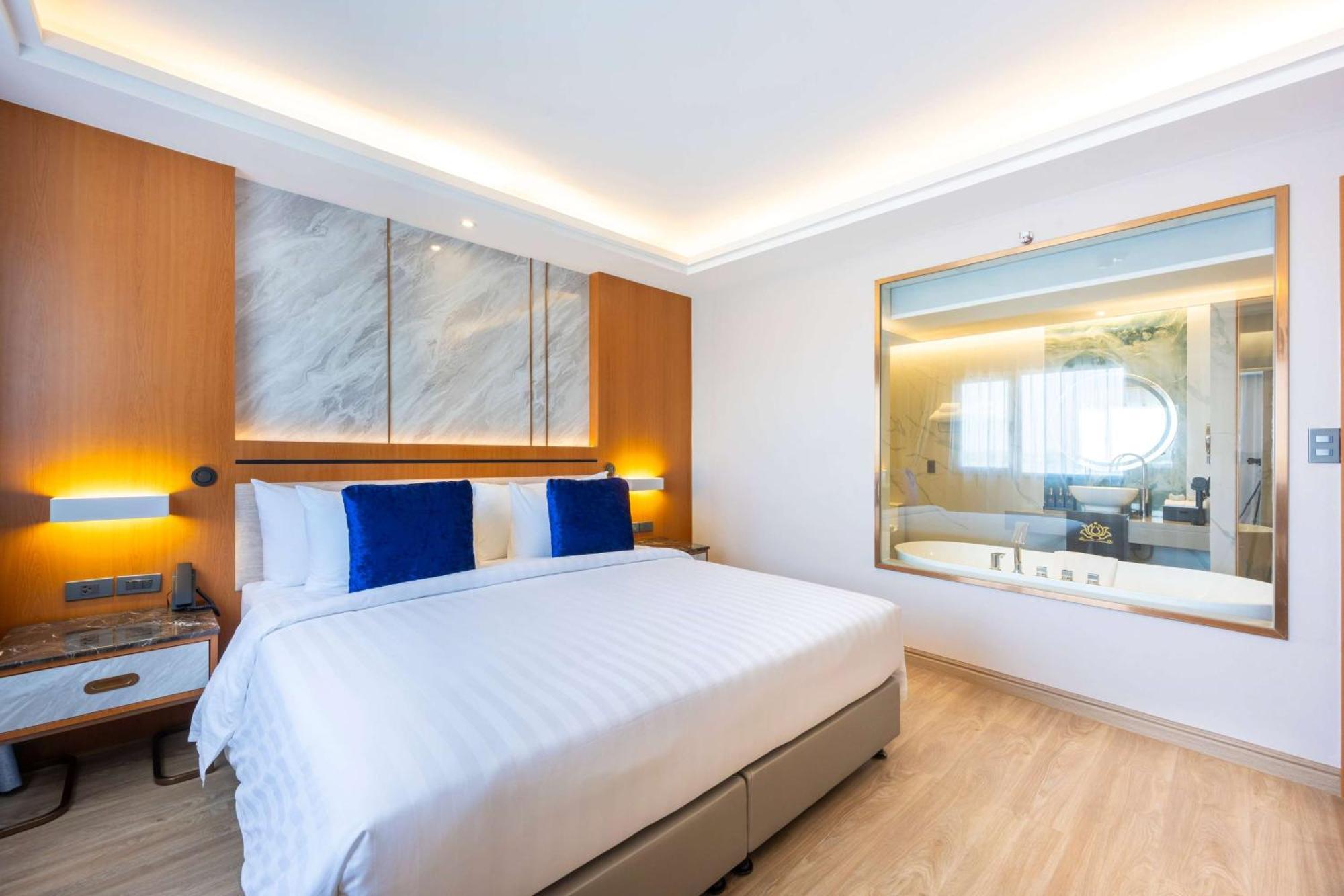 Готель Wyndham Jomtien Pattaya Наджомтьєн Екстер'єр фото