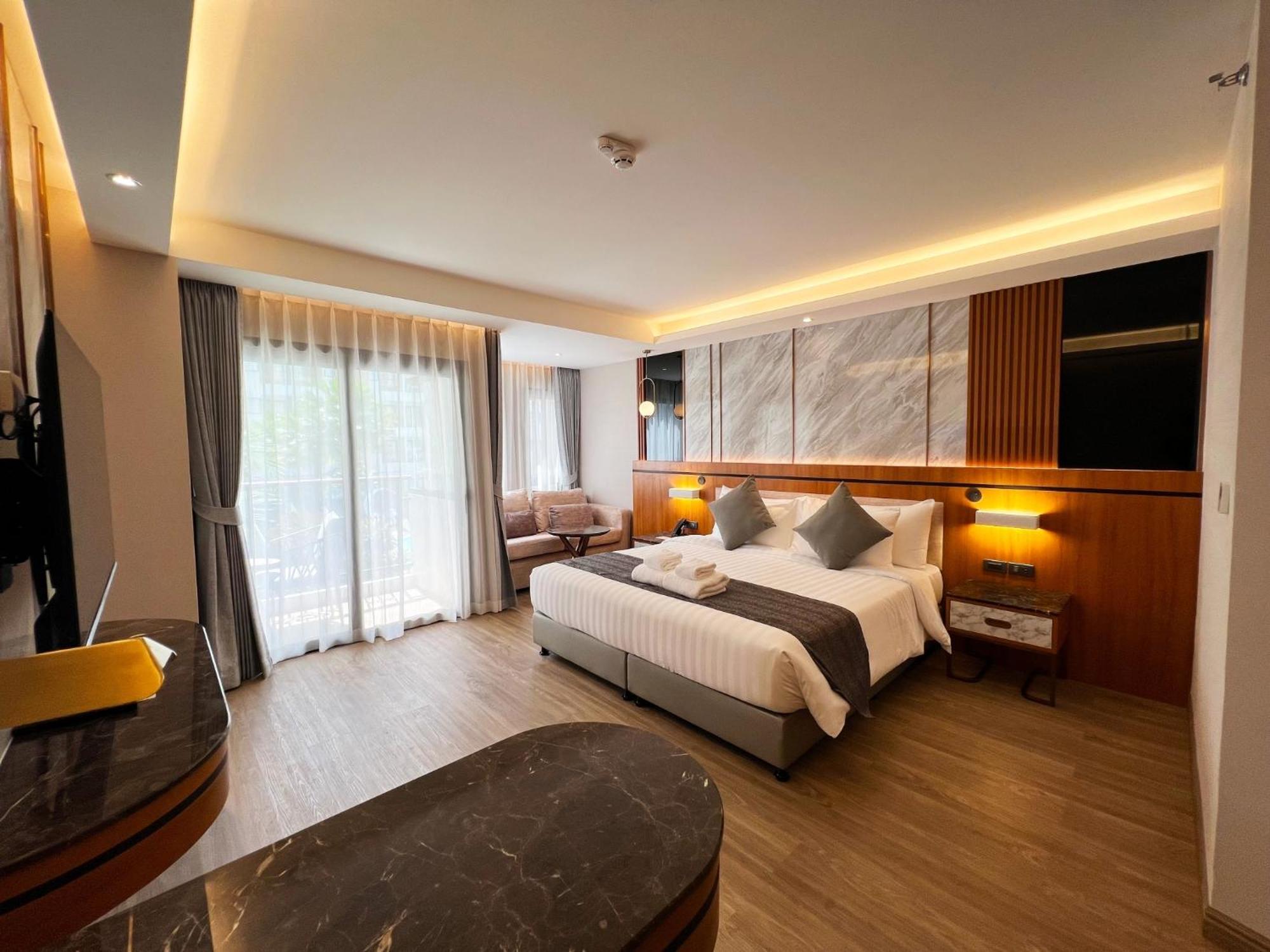 Готель Wyndham Jomtien Pattaya Наджомтьєн Екстер'єр фото