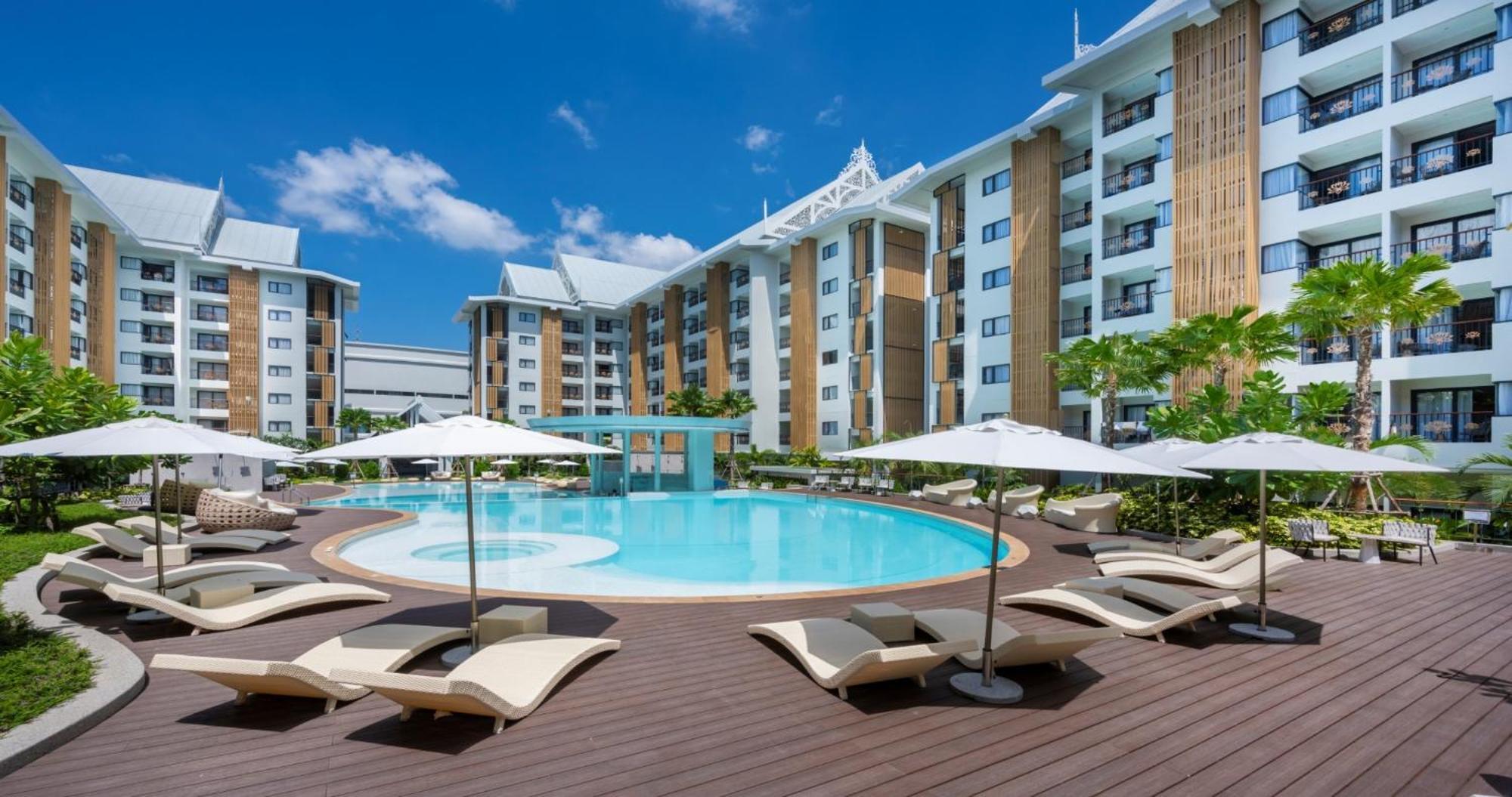 Готель Wyndham Jomtien Pattaya Наджомтьєн Екстер'єр фото