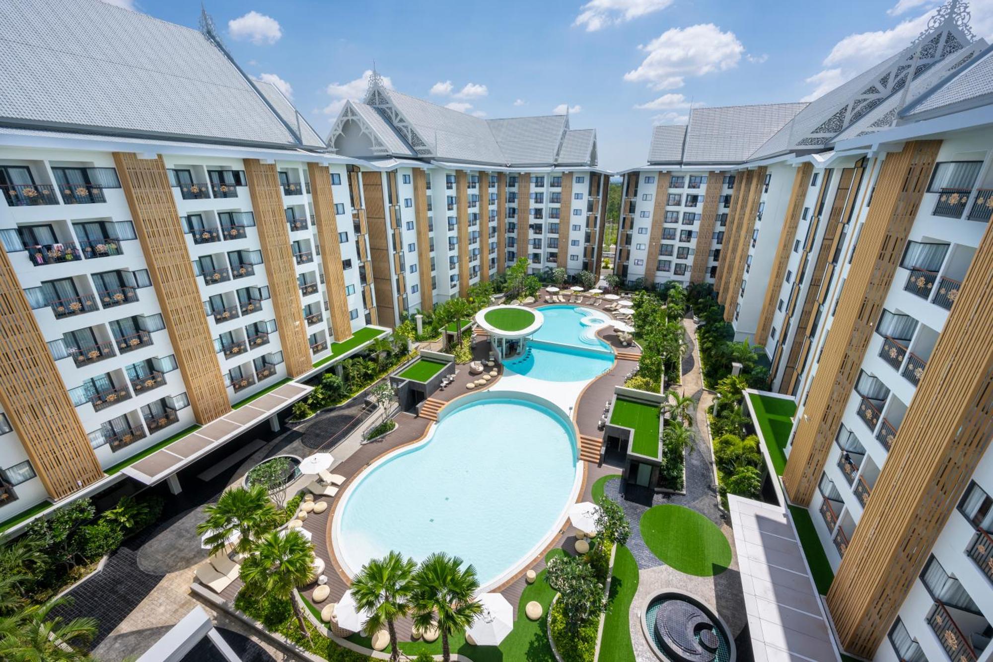 Готель Wyndham Jomtien Pattaya Наджомтьєн Екстер'єр фото
